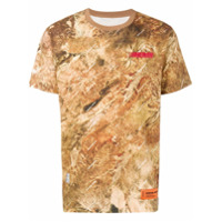 Heron Preston Camiseta camuflada com logo - Dourado