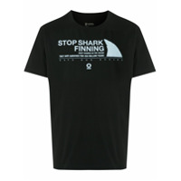 Osklen T-shirt PET Stop Shark Finning - Preto