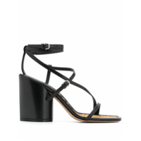 Salvatore Ferragamo Sandália de tiras com salto esculpido - Preto