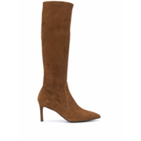 Stuart Weitzman Bota cano alto Wanessa com salto 75mm - Marrom