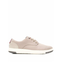 Tommy Hilfiger Nude couro and rubber low cadarço Tênis from Tommy Hilfiger featuring a round toe, a cadarço front fastening, a branded insole and a...