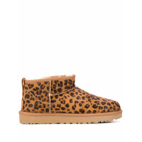 UGG Ankle boot com estampa de leopardo - Marrom