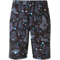 A BATHING APE® Bermuda com patch de logo e estampa abstrata - Preto