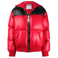 Moschino zipped logo-print puffer jacket - Vermelho